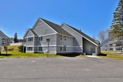 Renovated Killington Center Studio. Close to Resort. Bus. Discounted Ski Rentals. 523