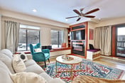 Mountain Views at Mt Green: 2 BR/2BA, Shuttle, Discounted Ski Rentals, Pool, Hot Tub and More!