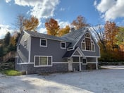 West Park Chalet at Killington: Great for Groups! Hot tub, games, discounted ski rentals.