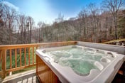 Trailside Village #3: Slopeside 1BR w/ Hot Tub and Sauna. Ski In/Out with Discounted Ski Rentals