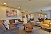 Spacious 2BR/3BA Killington Condo w/ EV Charger, Ski Discounts & Pool