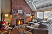 Sunrise Timberline 3BR ski in/ski out with fireplace, pool and hot tub
