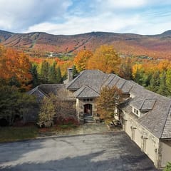 The Mountainside House | Slopeside Estate, Indoor Hot Tub & Private Shuttle