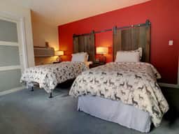 Modern Killington Farmhouse Condo: Close to it all! 412 - Image 4