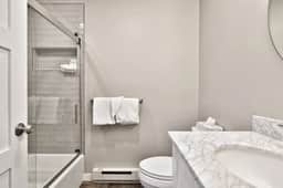 Renovated Killington Center Studio. Close to Resort. Bus. Discounted Ski Rentals. 523 - Image 4