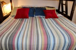 Trailside Village #3: Slopeside 1BR w/ Hot Tub and Sauna. Ski In/Out with Discounted Ski Rentals - Image 5