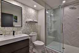 The Swirl Suite at Killington: Renovated 2RM/2BA Suite. Sleeps 6. Discounted Ski Rentals. - Image 4