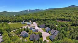 Swirl Suite Annex: Studio w/ Kitchenette and Workspace. Discounted Ski Rentals. - Image 5