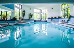 The ultimate Vermont getaway at our cozy 1BR/1BA ski-in/ski-out condo in Killington with AC - Image 5
