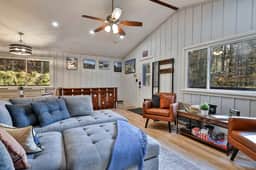 Roaring Bear Cabin: Secluded Killington Retreat with Hot Tub and Fire Pit - Image 2