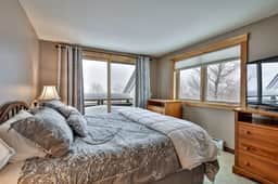 Sunrise Timberline 3BR ski in/ski out with fireplace, pool and hot tub - Image 4