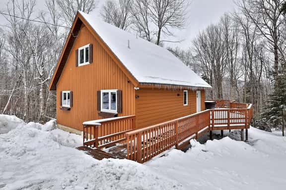 Tanglewood Vista at Killington: Great Group Ski Home Close to Mountain. Hot Tub. - Image 1