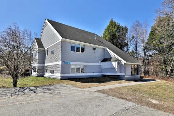 Swirl Suite Annex: Studio w/ Kitchenette and Workspace. Discounted Ski Rentals. - Image 1