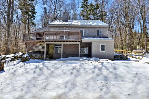Liquid Lodge: 6BR Multi-Family Hub with 3 Living Areas, Private Hot Tub & 4pm Check Out - Image 1