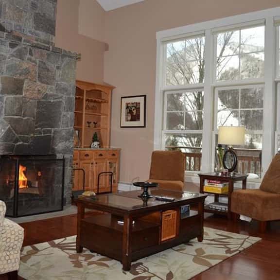 Topridge 4BR/4BA: Breathtaking Views. Hot tub. True Ski In Ski Out! - Image 1