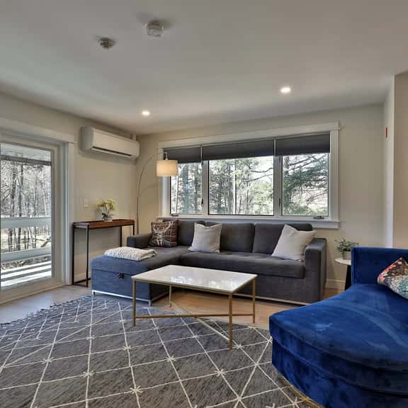 The Swirl Suite at Killington: Renovated 2RM/2BA Suite. Sleeps 6. Discounted Ski Rentals. - Image 1