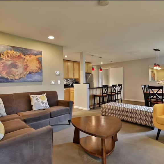 Spacious 2BR/3BA Killington Condo w/ EV Charger, Ski Discounts & Pool - Image 1
