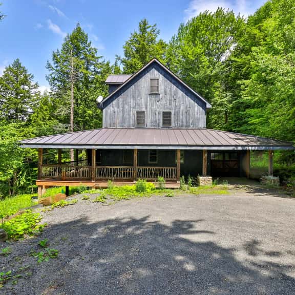 Spacious Vermont Mountain Retreat | 4BR/4BA | Near Killington & Hiking | Perfect for Groups - Image 1