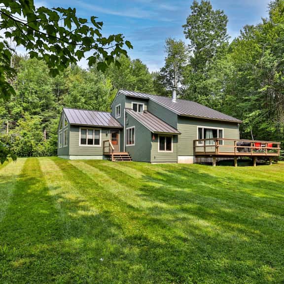 Private Killington Home w/ Indoor Hot Tub and 2 Living Rooms - Image 1