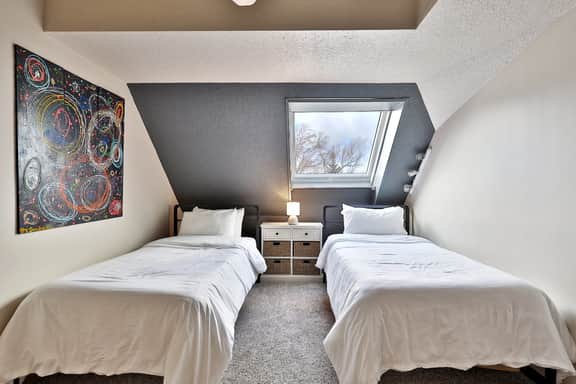Mountain Views at Mt Green: 2 BR/2BA, Shuttle, Discounted Ski Rentals, Pool, Hot Tub and More! - Image 5