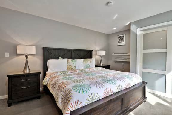 Killington Center 632: a spacious 2RM/2BA condo in the heart of Killington. Discounted ski rentals. - Image 4