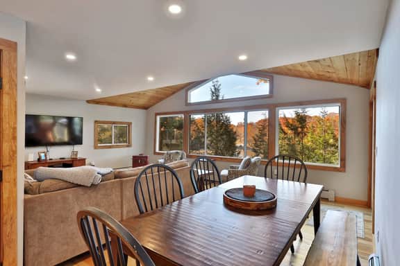 Lakeside Lodge at Fern Lake - Image 2
