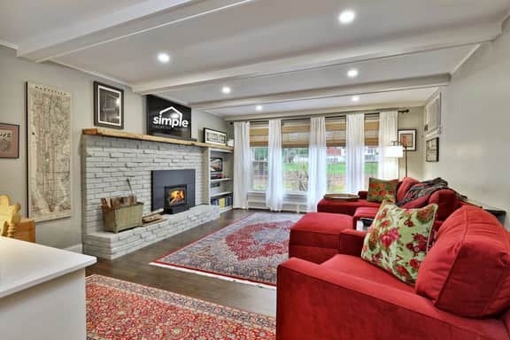 Susan Lane Hideaway: 4BR/3.5BA Renovated Home. Close to skiing and town. - Image 3