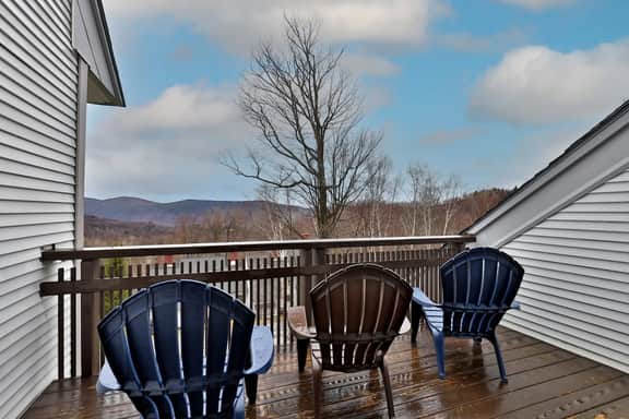 Charming 3BR/2BA Condo in Sunrise Village at Killington. Pool. Hot Tub. Sports Center. - Image 2