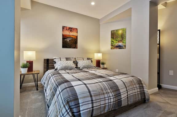 Renovated. Mountain Views. Steps to Killington. Discounted Ski Rentals. 3C16 - Image 4