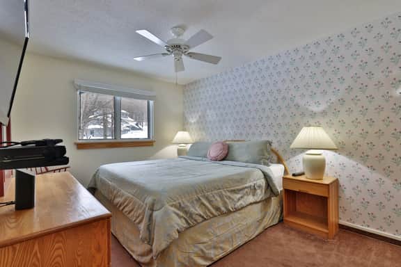 Woods Resort and Spa V26 - Image 4