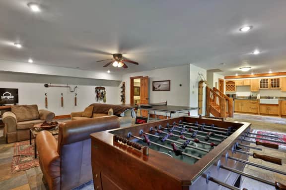 Spacious Vermont Mountain Retreat | 4BR/4BA | Near Killington & Hiking | Perfect for Groups - Image 3