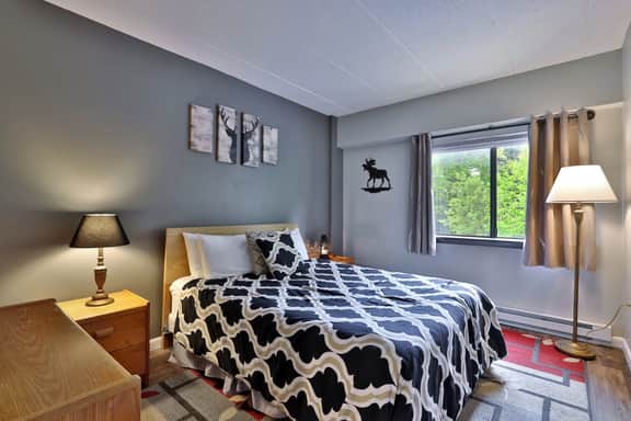 Ski, Hike, Relax - 2BR Killington Condo with Balcony, Pools, Hot Tubs and Free Shuttle - Image 3