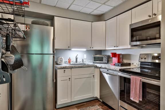 The Snowshed Steps at Mt Green: Walk-to-Lifts Killington Condo w/ Pools, AC, Fireplace & Shuttle! - Image 2